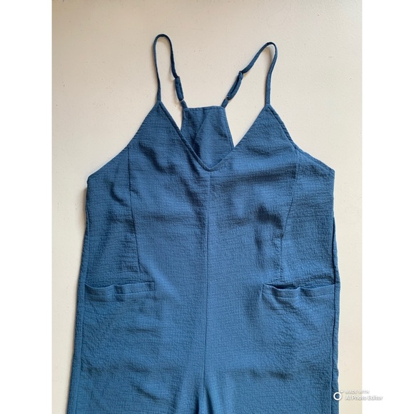 Cupshe Large Blue V-Neck Cami Jogger Jumpsuit NWT Beach Vacation Resortwear - Picture 4 of 17